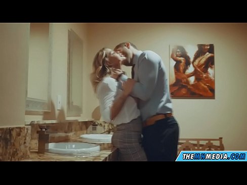 ❤️ Ko'krakli sarg'ish sizni jamoat hojatxonasida yo'ldan ozdirganda ️❌ Anal pornoda pornoda uz.milf-nut-net.ru ❤